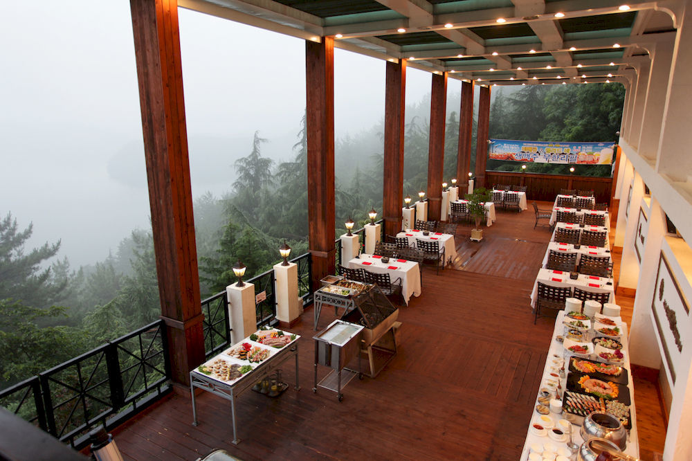 Asia Lakeside Hotel Jinju Bagian luar foto